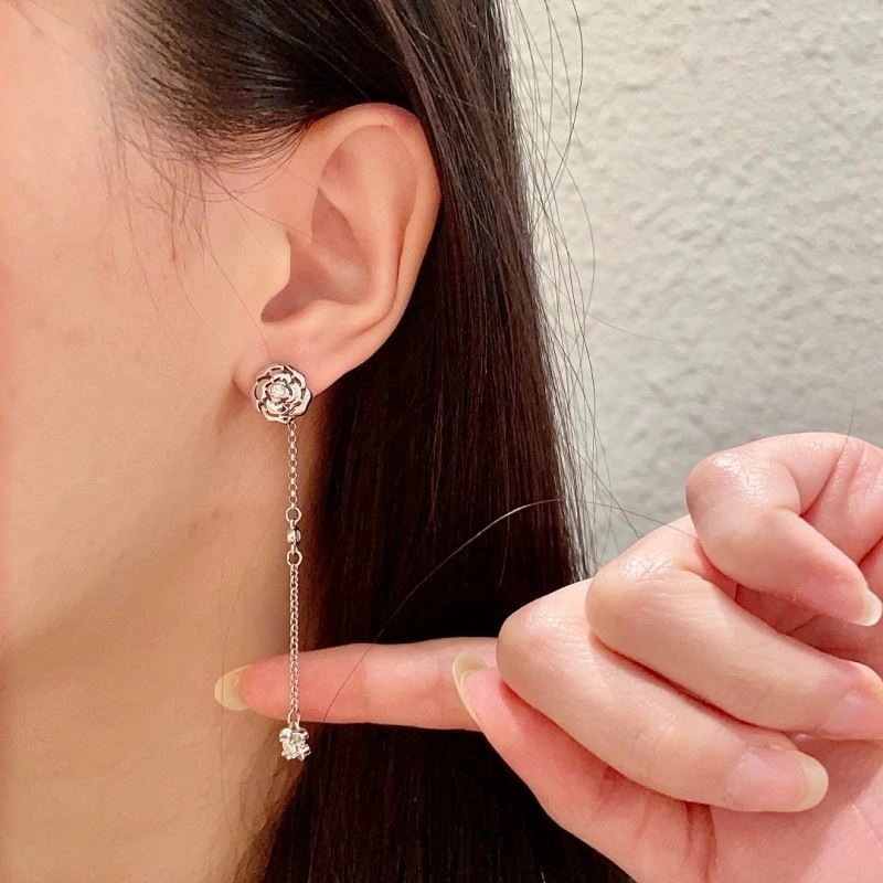Chanel Earrings Sophisticated 222364