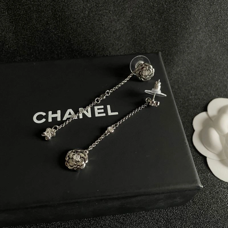 Chanel Earrings Sophisticated 222364