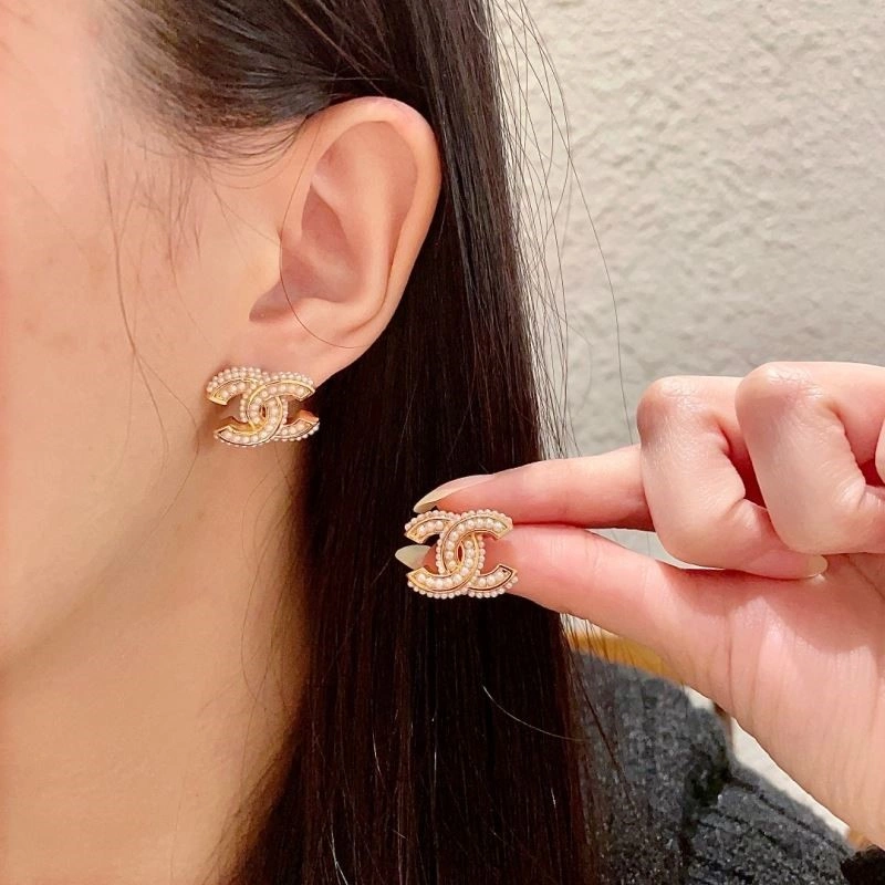 Practical Chanel Earrings 222357