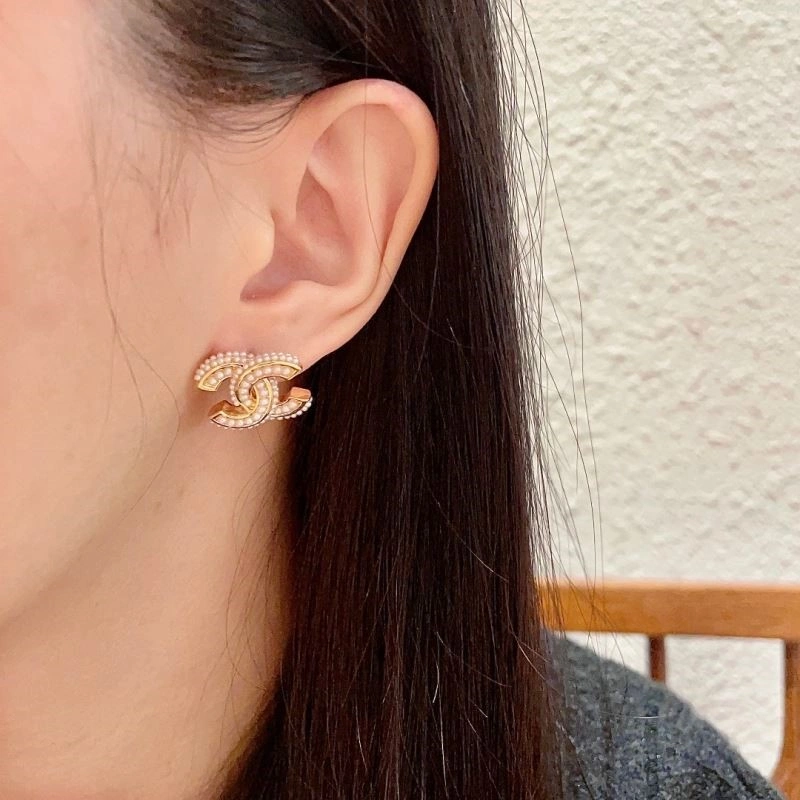 Practical Chanel Earrings 222357