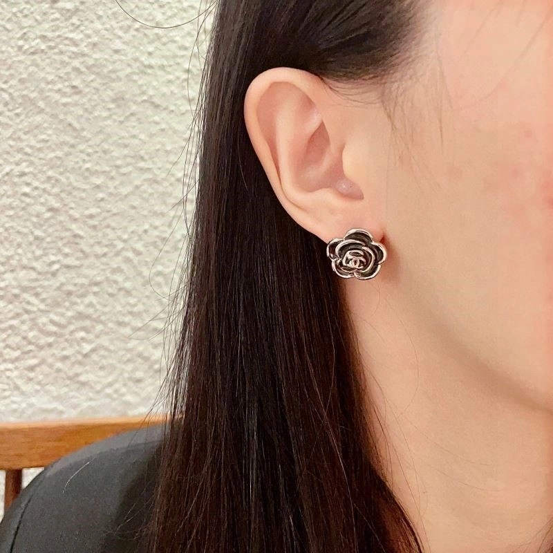 Resilient Chanel Earrings 222422