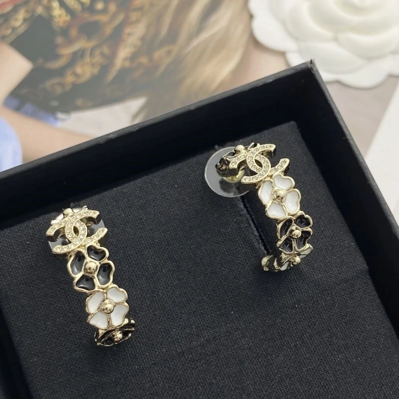 Chanel Earrings Trendsetting 222346
