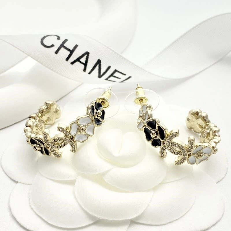 Chanel Earrings Trendsetting 222346