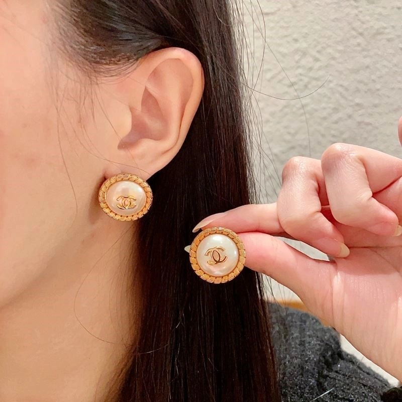 Chanel Earrings Original 222407