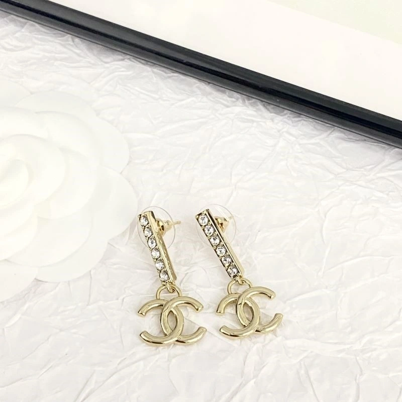 Chanel Earrings Stylish 222322