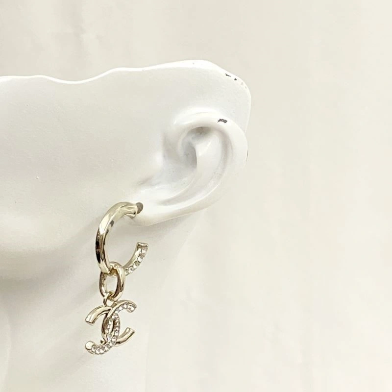 Durable Chanel Earrings 222316
