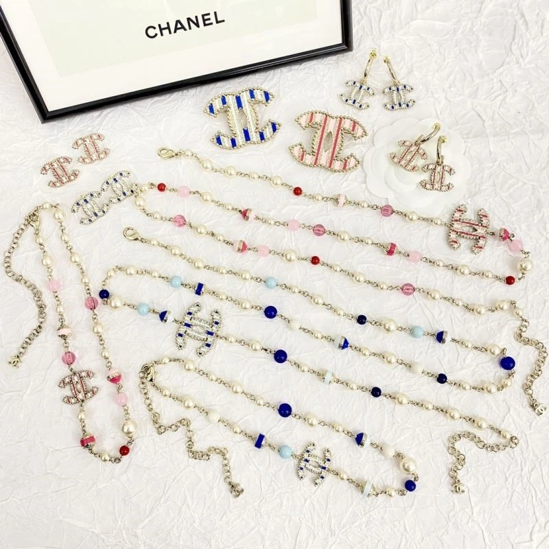 Chanel Earrings Durable 222313