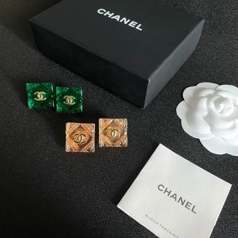 Affordable Chanel Earrings 221743