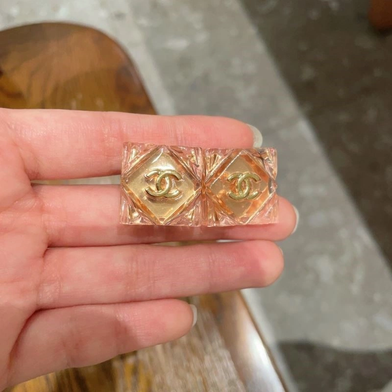 Affordable Chanel Earrings 221743