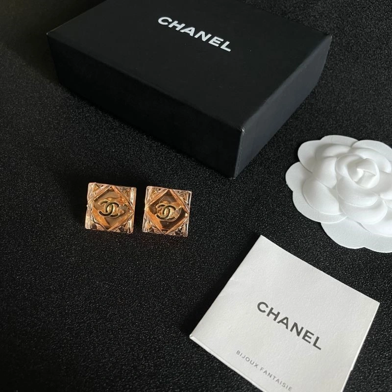 Affordable Chanel Earrings 221743