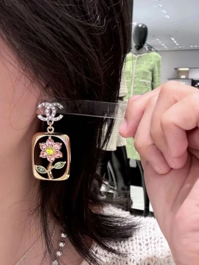Chanel Earrings TimelessDesign 221720