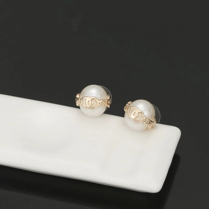 Supportive Chanel Earrings 221728