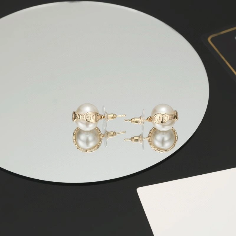 Supportive Chanel Earrings 221728