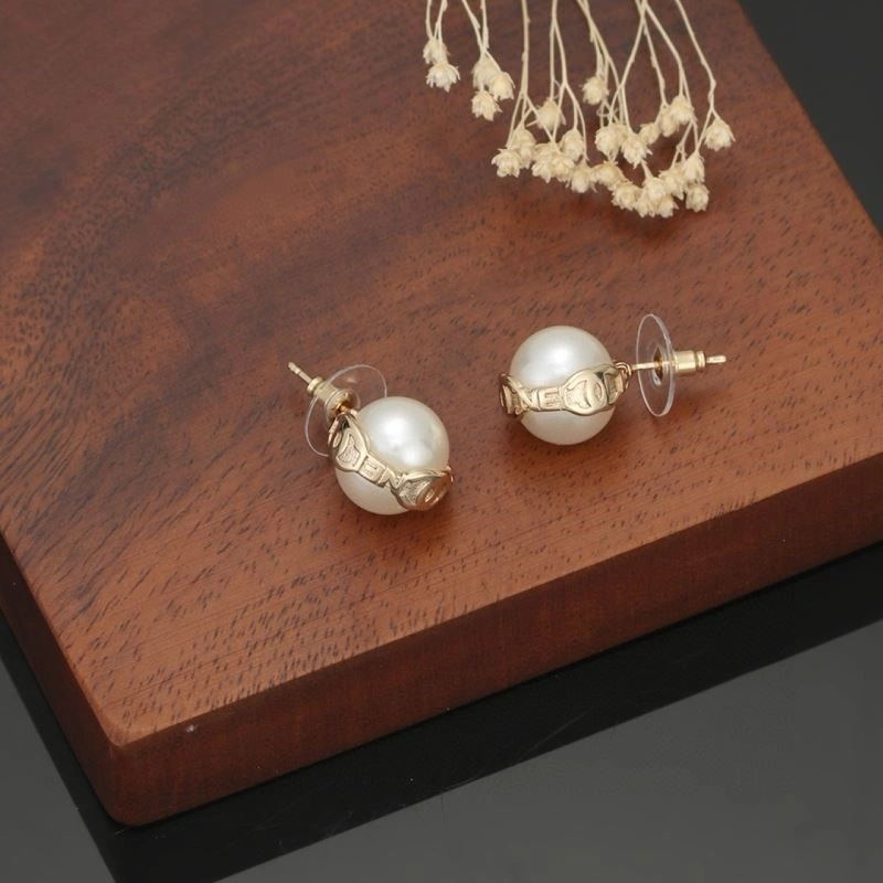 Supportive Chanel Earrings 221728