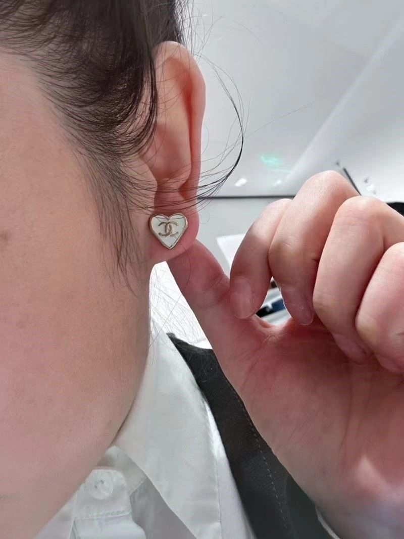 Chanel Earrings Refined 221721