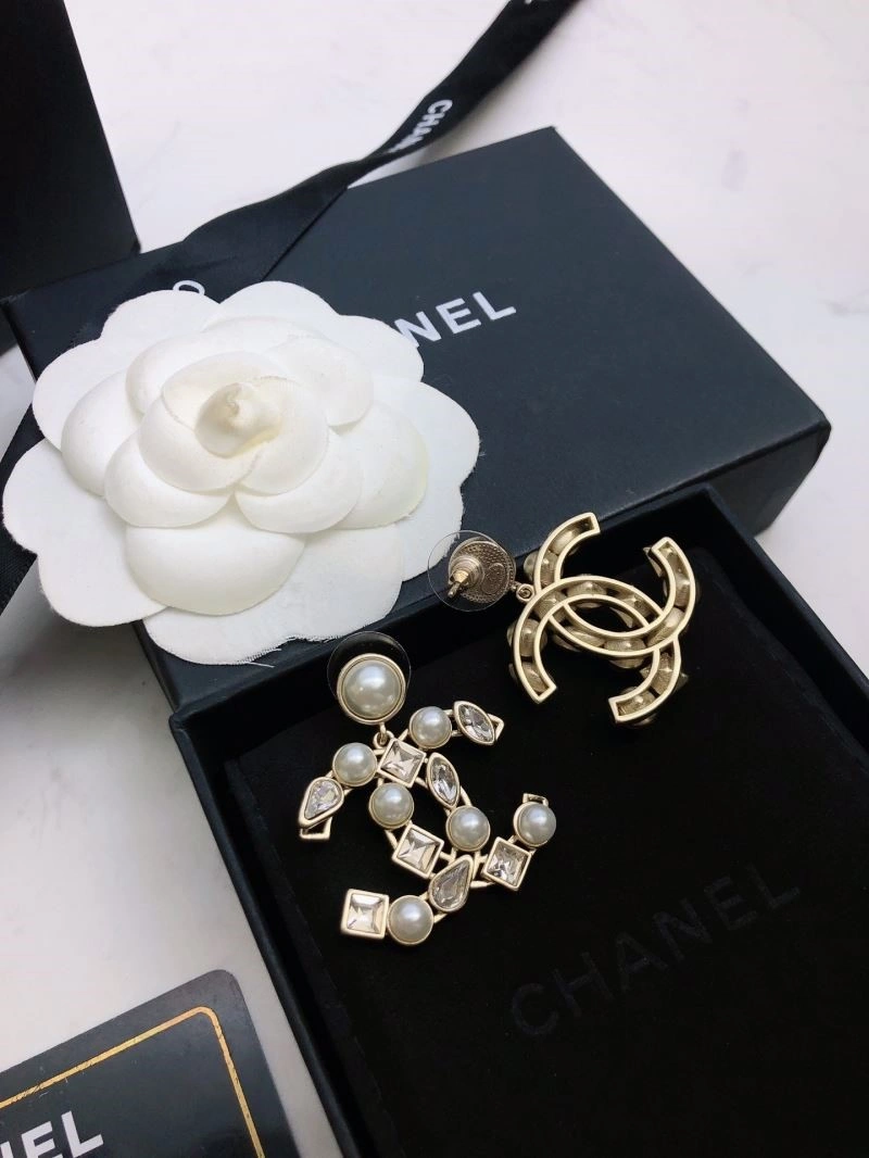 Sustainable Chanel Earrings 221707