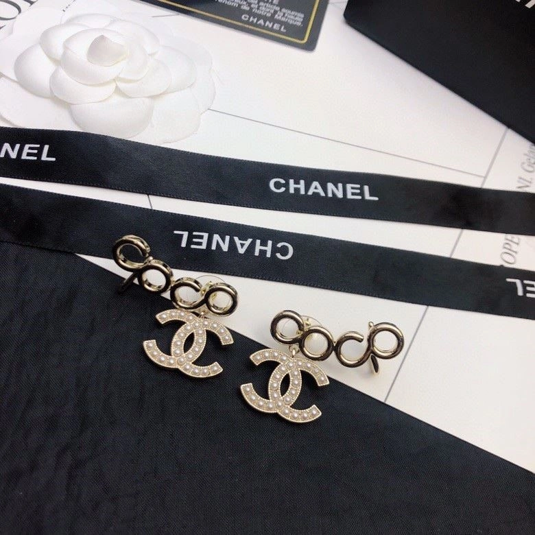 Chanel Earrings Affordable 221702
