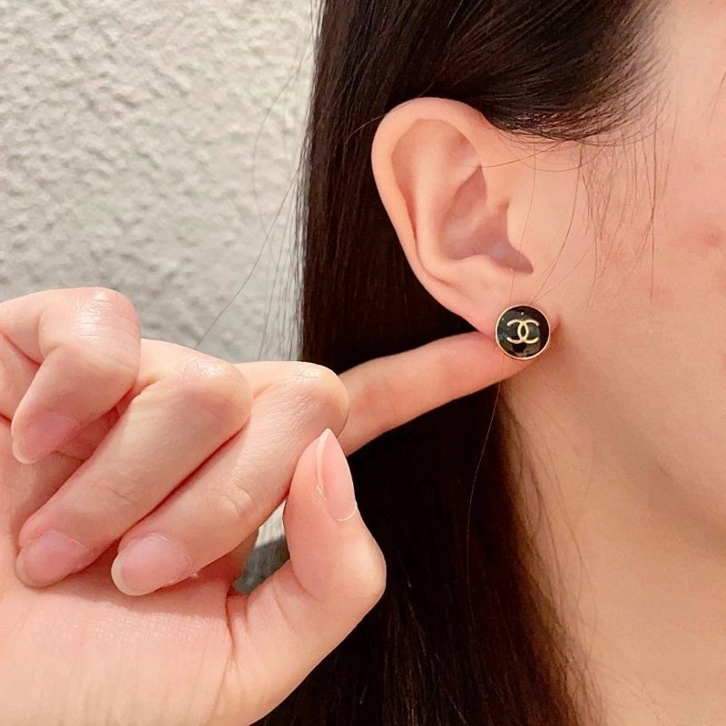 Chanel Earrings Supportive 221695
