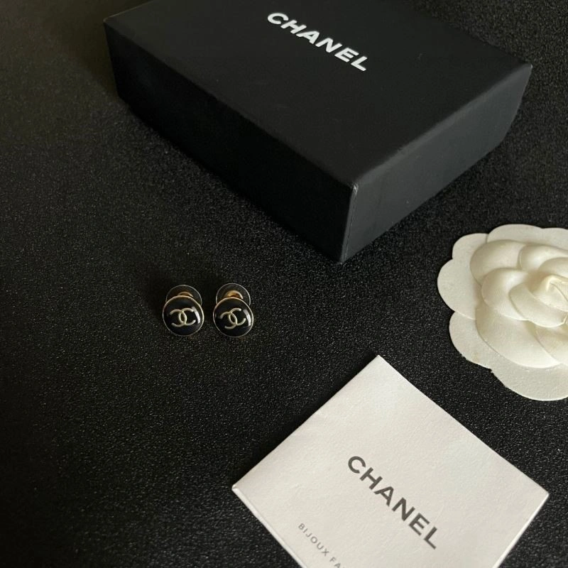 Chanel Earrings Supportive 221695