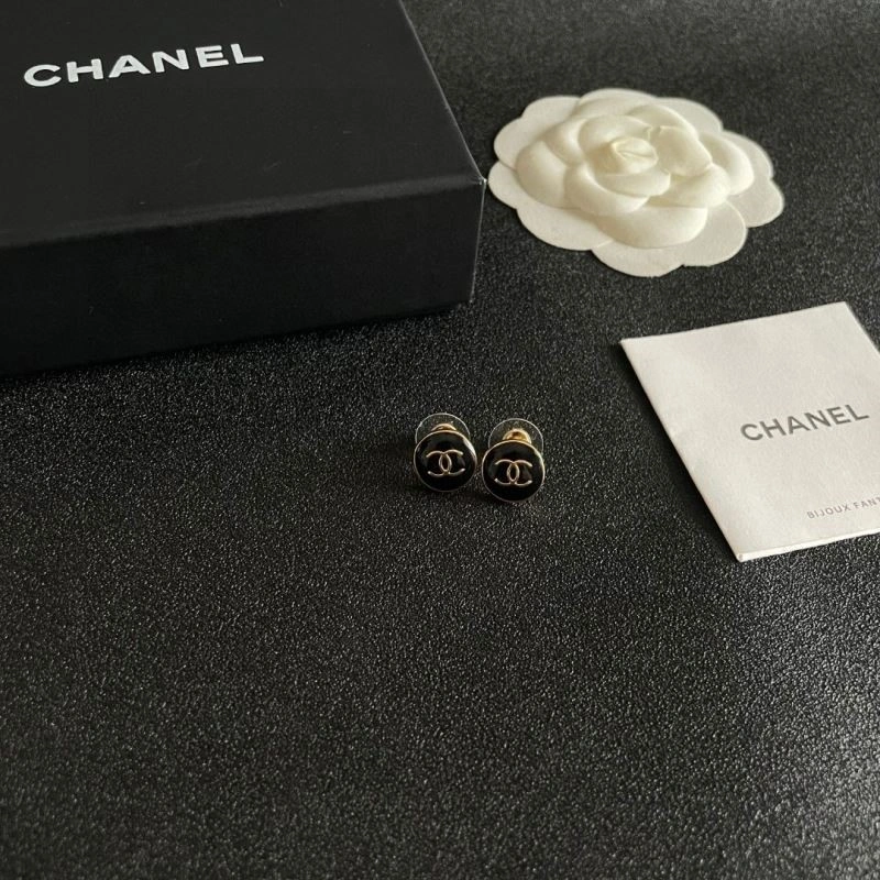 Chanel Earrings Supportive 221695