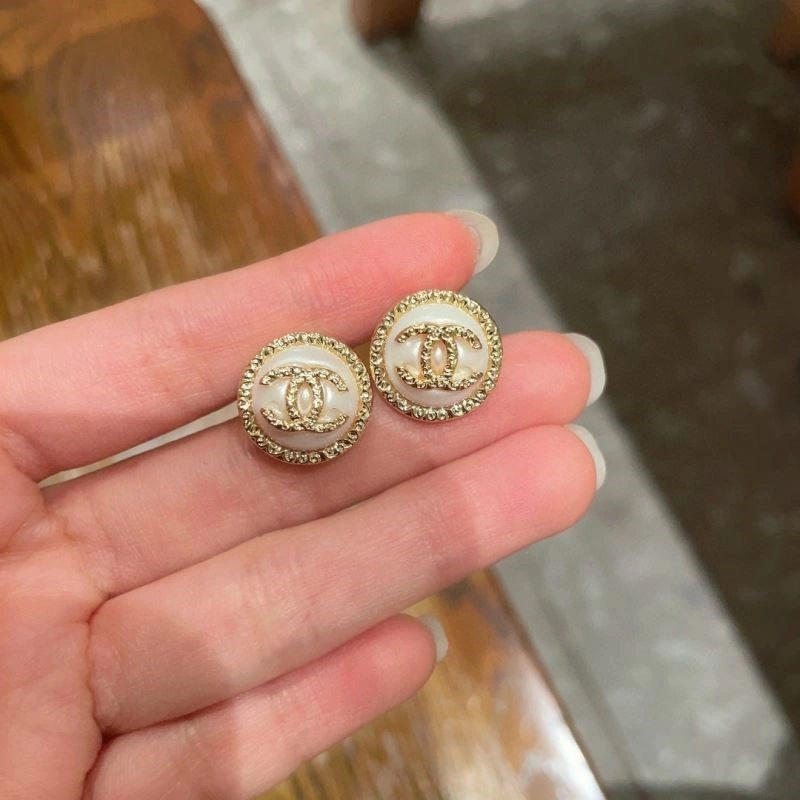 Chanel Earrings Stylish 221703