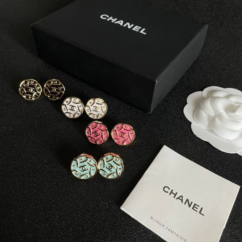 Chic Chanel Earrings 221685