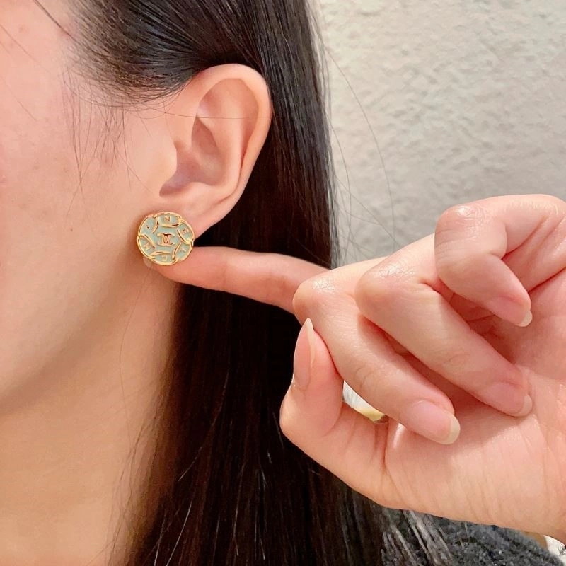 Chic Chanel Earrings 221685