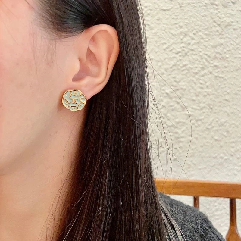 Chic Chanel Earrings 221685