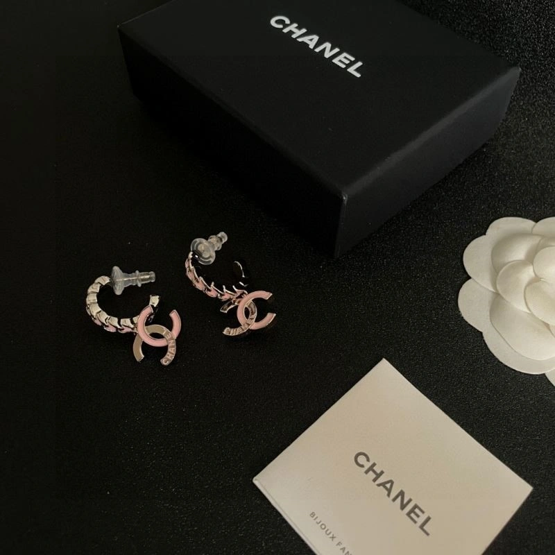 Fashionable Chanel Earrings 221672