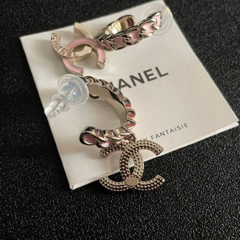Fashionable Chanel Earrings 221672