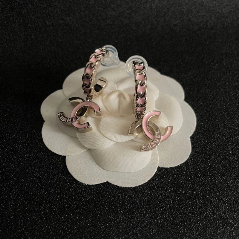 Fashionable Chanel Earrings 221672