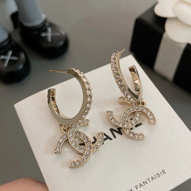 Refined Chanel Earrings 221676