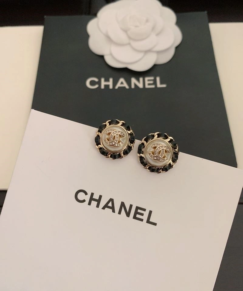 Breathable Chanel Earrings 221680