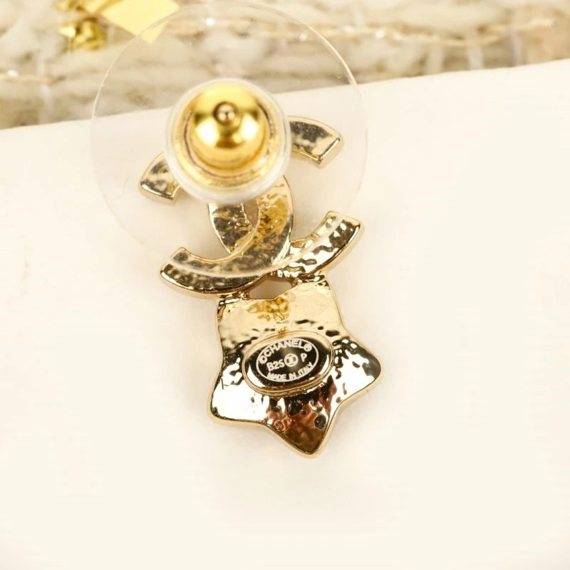 Effortless Chanel Earrings 221666