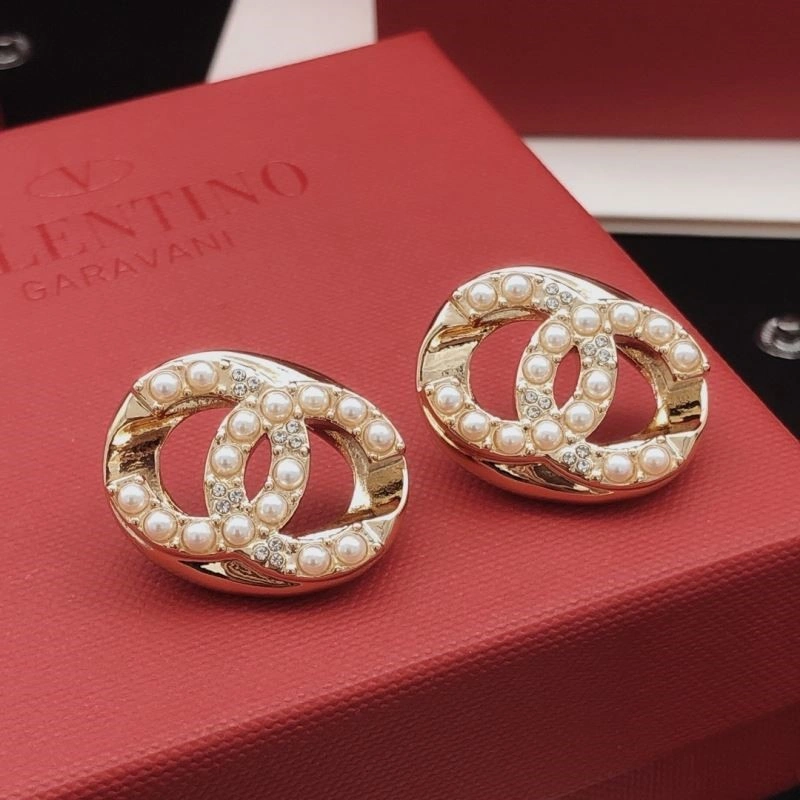 Trendy Chanel Earrings 221652