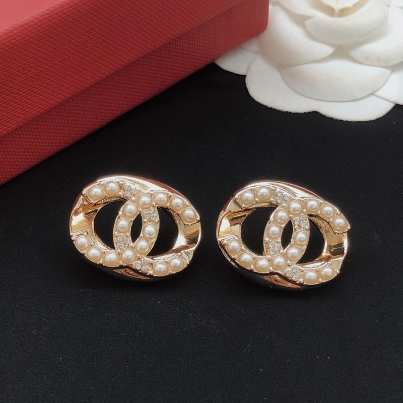Trendy Chanel Earrings 221652