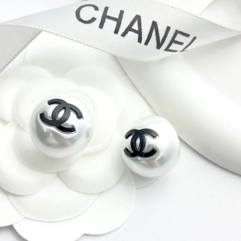 Chanel Earrings HighQuality 221647
