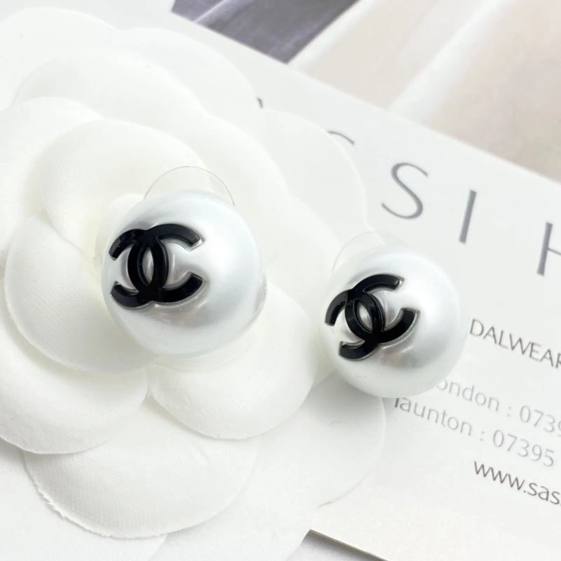 Chanel Earrings HighQuality 221647