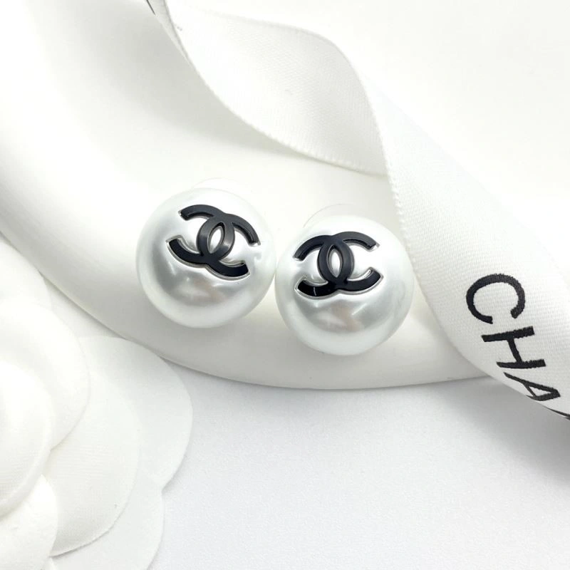 Chanel Earrings HighQuality 221647