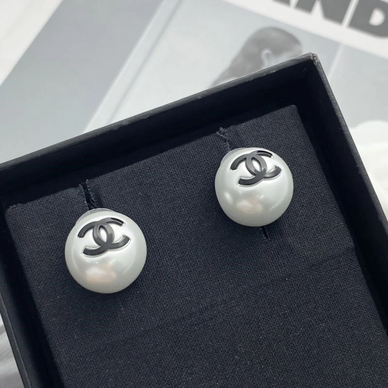 Chanel Earrings HighQuality 221647