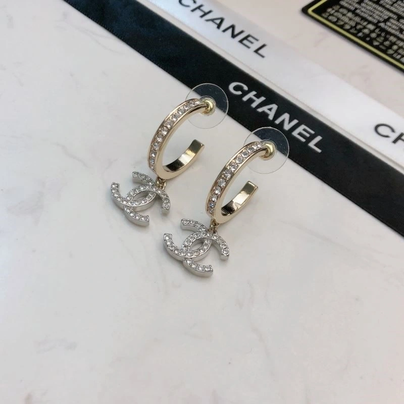 Snug Chanel Earrings 221630