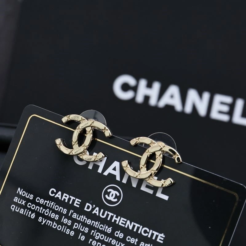 WrinkleFree Chanel Earrings 221626