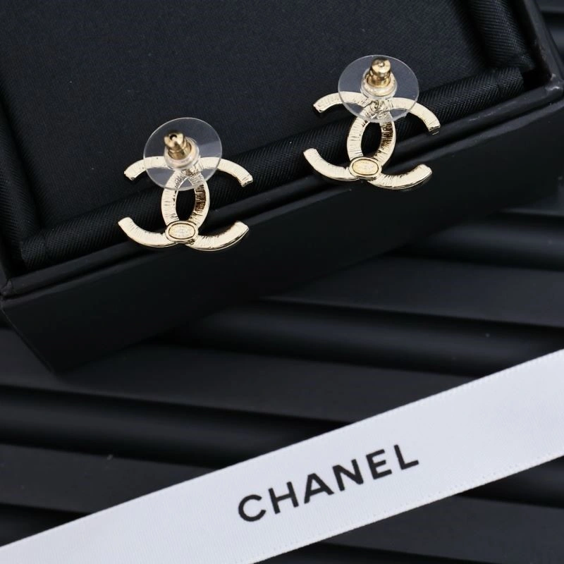 WrinkleFree Chanel Earrings 221626