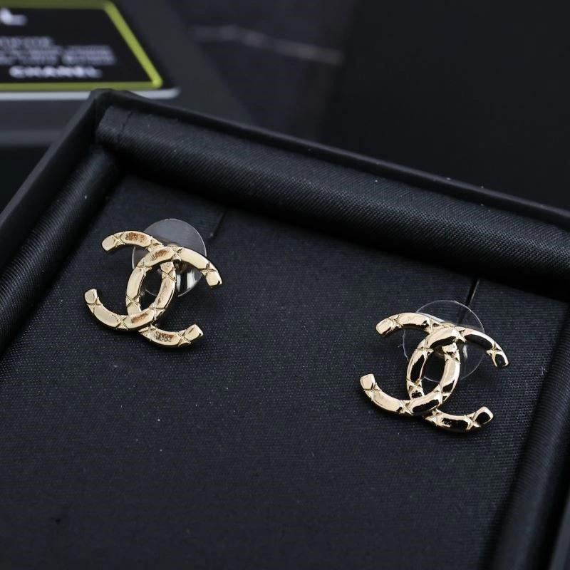 WrinkleFree Chanel Earrings 221626