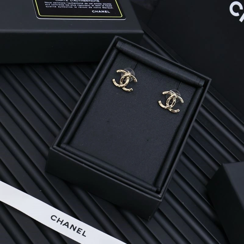 WrinkleFree Chanel Earrings 221626