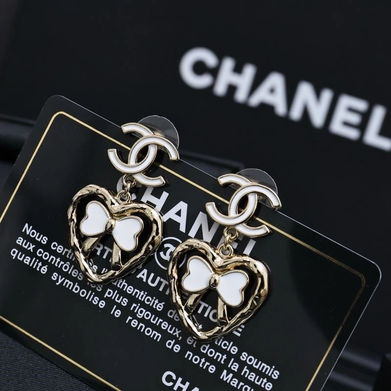 Modern Chanel Earrings 221624