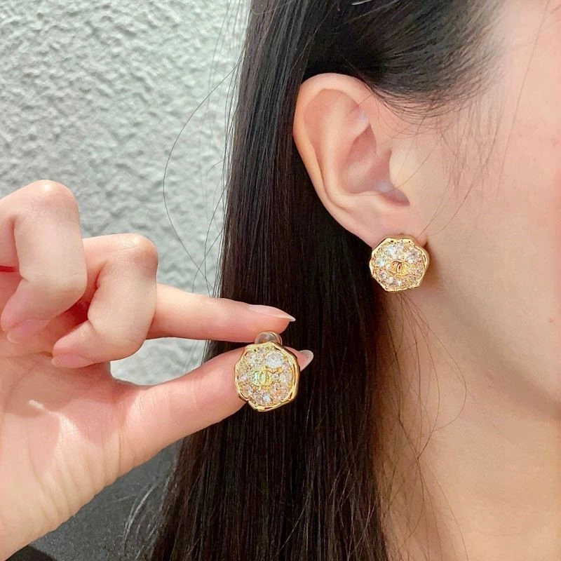 Affordable Chanel Earrings 221621