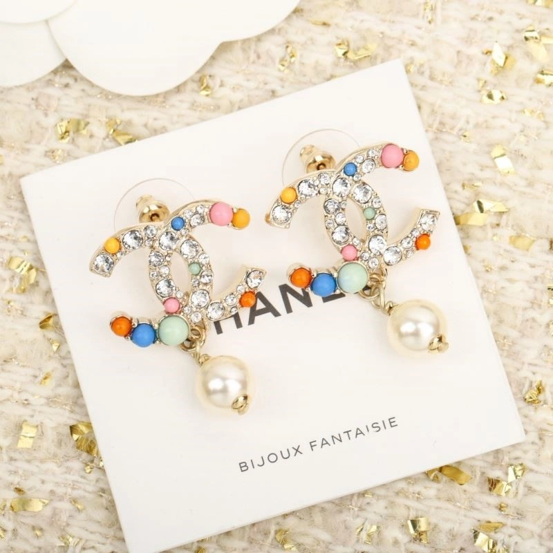 Lightweight Chanel Earrings 221663