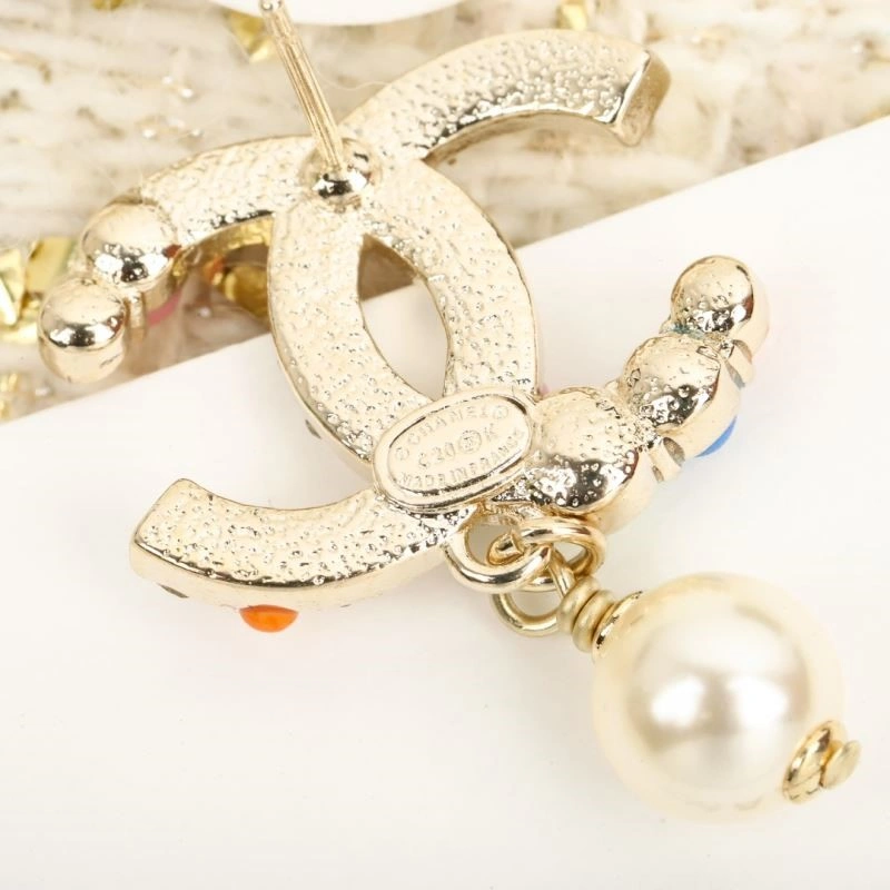 Lightweight Chanel Earrings 221663