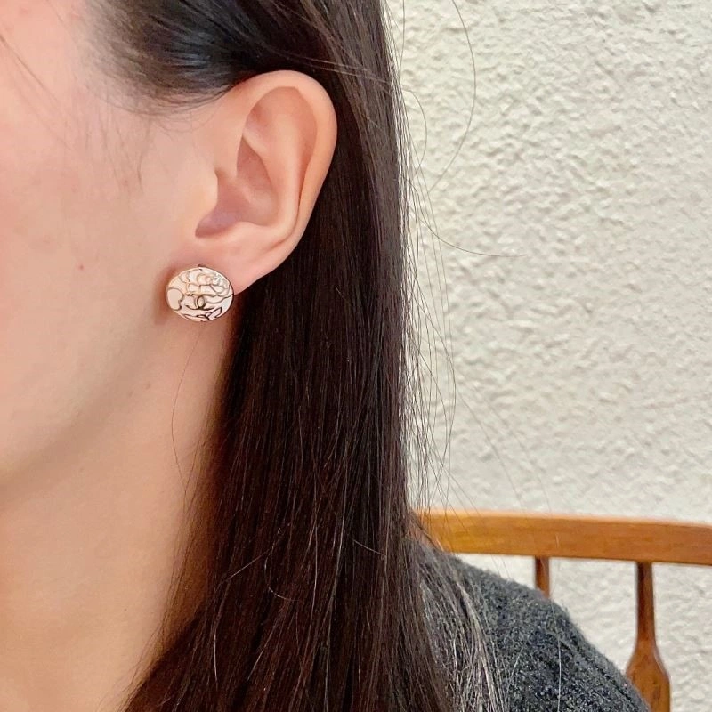 Chanel Earrings Lightweight 221694